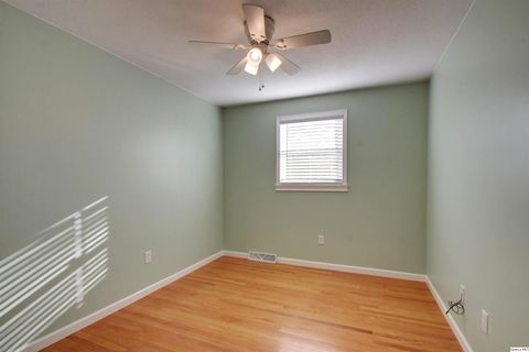 Tiny photo for 1205 Daniel Ct. Ct, Quincy, IL 62305 (MLS # 12508383)