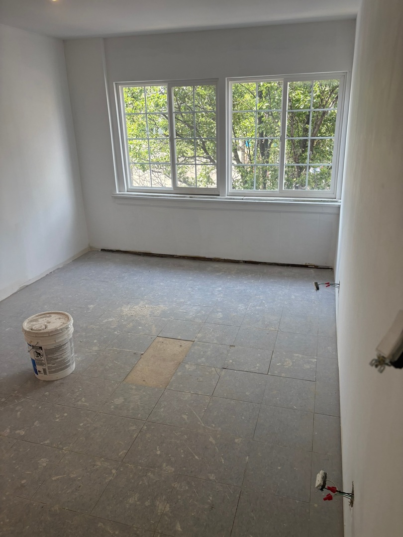 4729 S Ashland Avenue