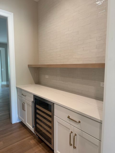 Tiny photo for 213 Northampton Lane, Lincolnshire, IL 60069 (MLS # 12430209)
