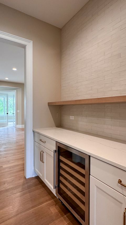 Tiny photo for 213 Northampton Lane, Lincolnshire, IL 60069 (MLS # 12430209)