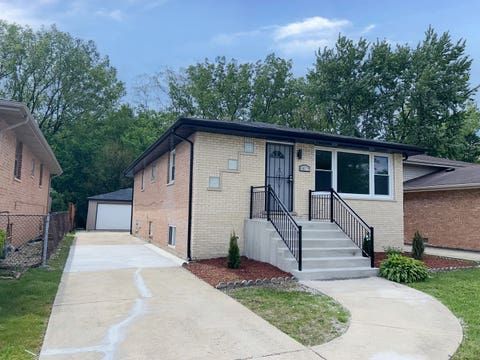 Tiny photo for 18137 Ravisloe Terrace, Country Club Hills, IL 60478 (MLS # 12649416)