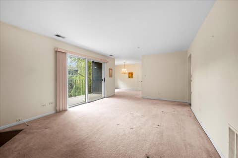 Tiny photo for 1979 Ammer Ridge Court #201, Glenview, IL 60025 (MLS # 12702456)