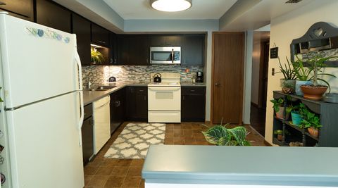 Tiny photo for 9140 S PULASKI Road #1W, Oak Lawn, IL 60453 (MLS # 12592301)