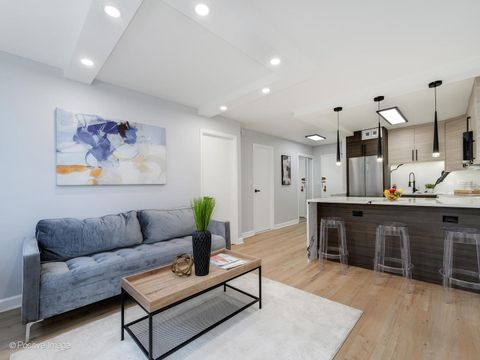 Tiny photo for 3550 N Lake Shore Drive #1923, Chicago, IL 60657 (MLS # 12471745)