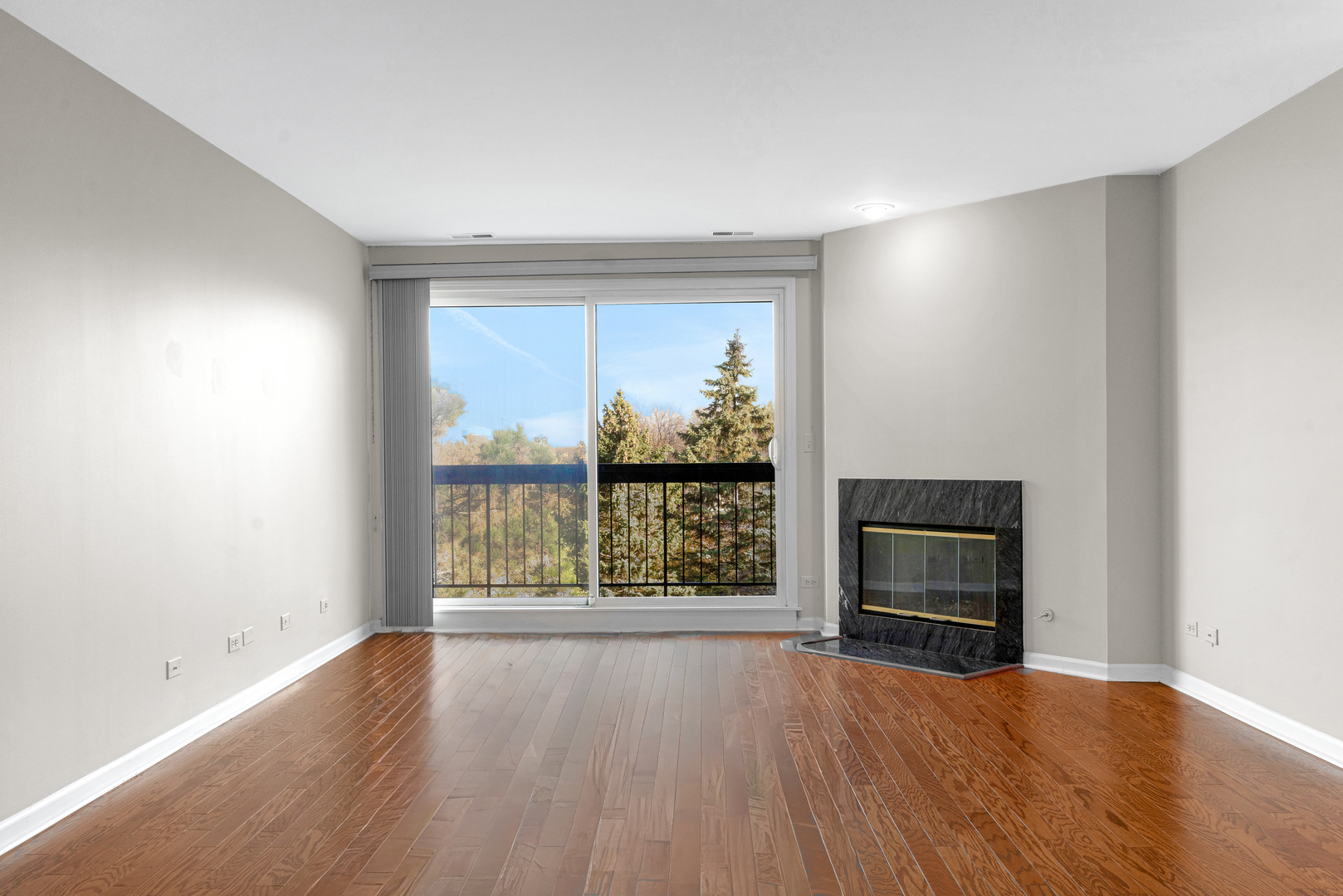 400 E Dundee Road 408