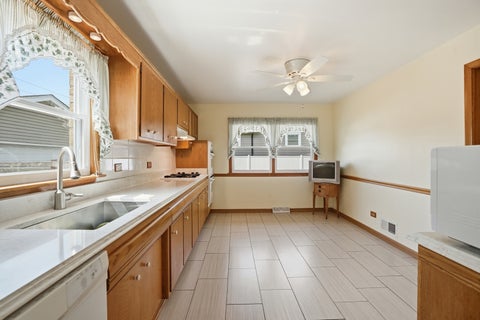 Tiny photo for 12624 S MASSASOIT Avenue, Palos Heights, IL 60463 (MLS # 12671370)