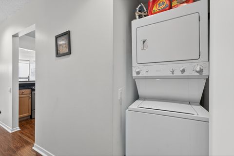 Tiny photo for 400 N La Salle Street #3009, Chicago, IL 60654 (MLS # 12556086)