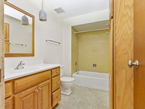 Tiny photo for 709 79TH Street #404, Darien, IL 60561 (MLS # 12651702)