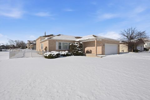 Tiny photo for 322 Central Avenue, Matteson, IL 60443 (MLS # 12656113)