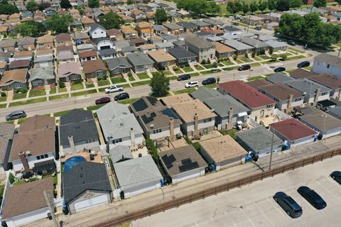 Tiny photo for 7027 W 64th Place, Chicago, IL 60638 (MLS # 12670155)