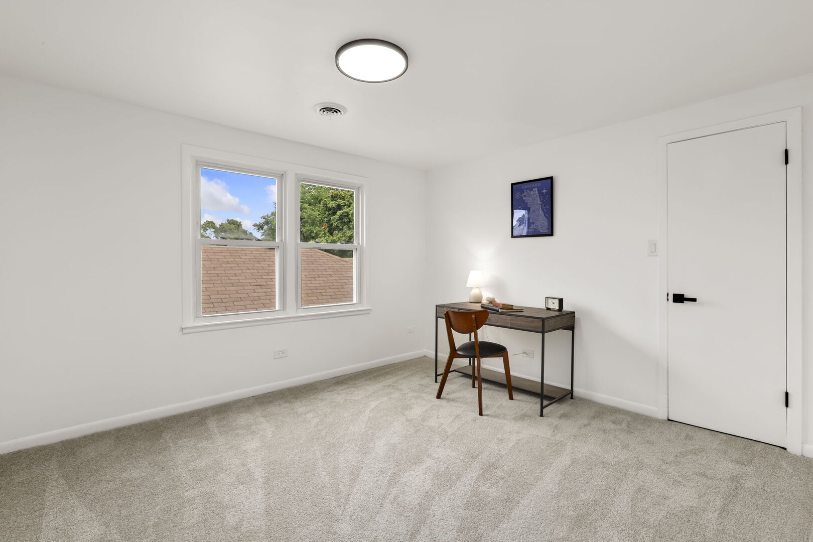 Chicago, Illinois 60646, United States, 4 Bedrooms Bedrooms, ,4 BathroomsBathrooms,Residential,Active,240438