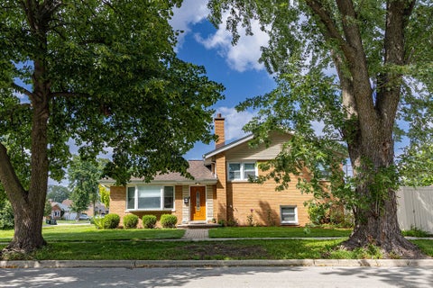 Tiny photo for 4445 ARTHUR Avenue, Brookfield, IL 60513 (MLS # 12742008)