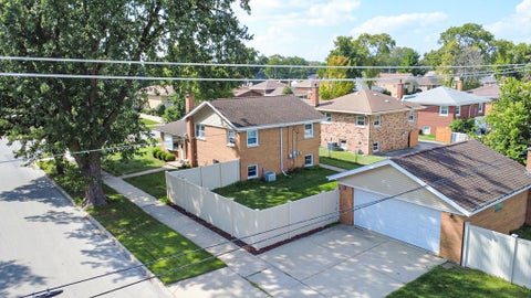 Tiny photo for 4445 ARTHUR Avenue, Brookfield, IL 60513 (MLS # 12742008)
