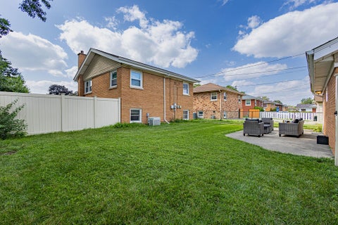 Tiny photo for 4445 ARTHUR Avenue, Brookfield, IL 60513 (MLS # 12742008)