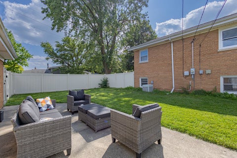 Tiny photo for 4445 ARTHUR Avenue, Brookfield, IL 60513 (MLS # 12742008)