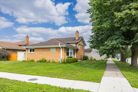 Tiny photo for 4445 ARTHUR Avenue, Brookfield, IL 60513 (MLS # 12742008)