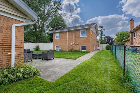 Tiny photo for 4445 ARTHUR Avenue, Brookfield, IL 60513 (MLS # 12742008)