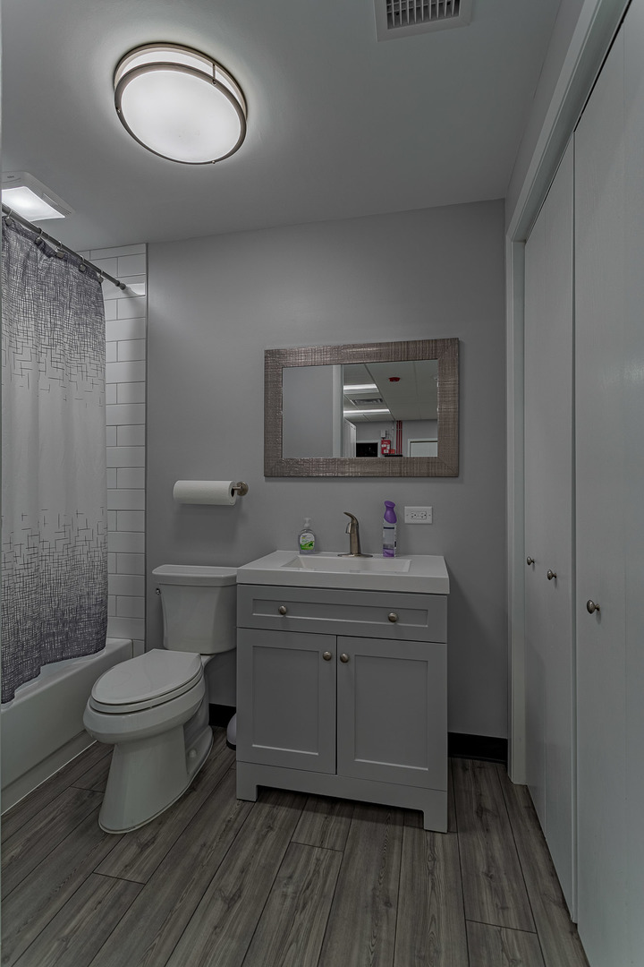 Elk Grove Village, Illinois 60007, United States, ,Commercial,Active,200482