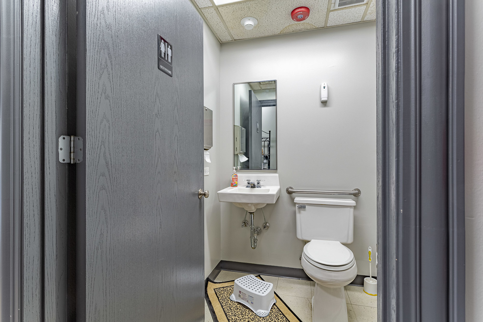 Elk Grove Village, Illinois 60007, United States, ,Commercial,Active,200482