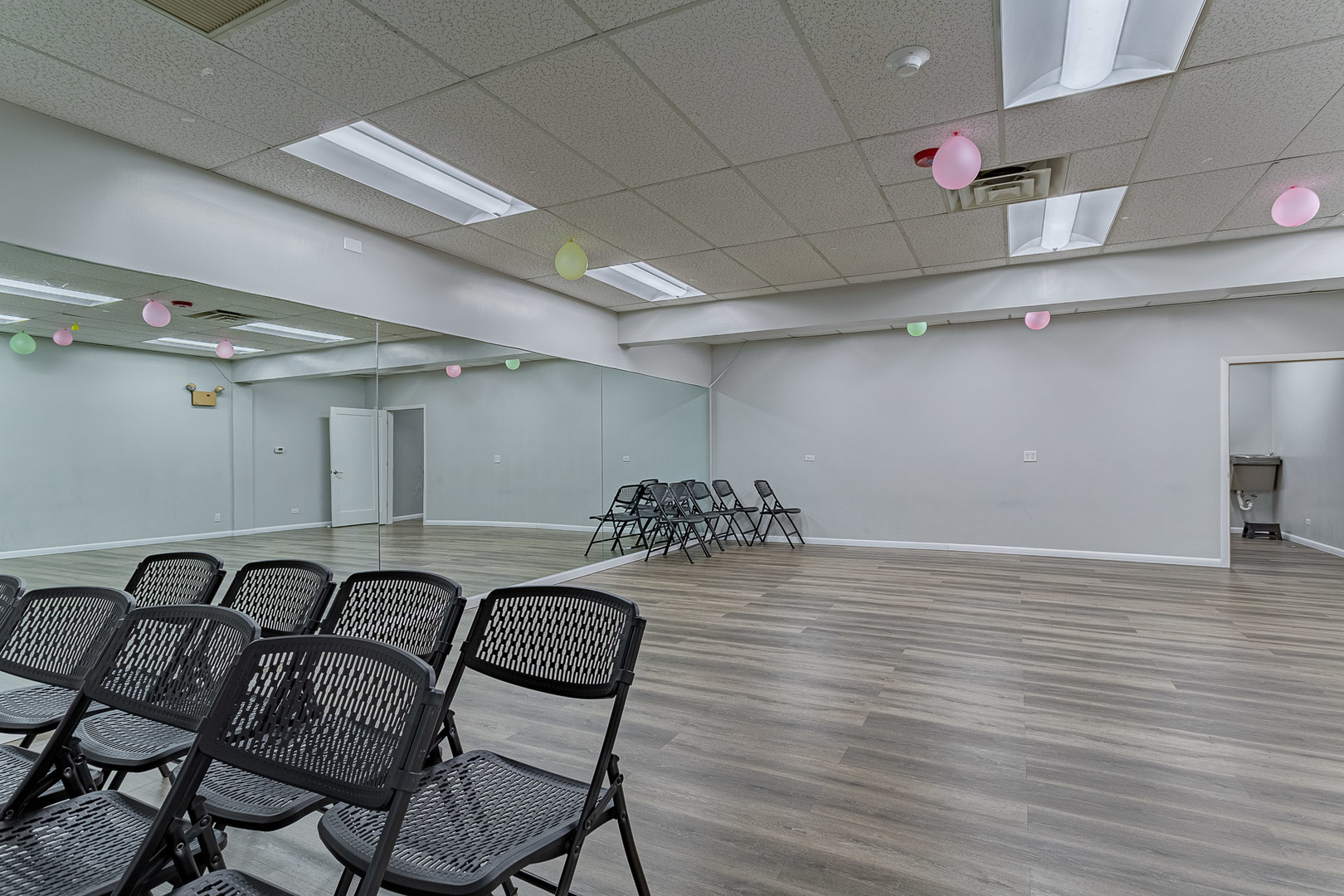 Elk Grove Village, Illinois 60007, United States, ,Commercial,Active,200482