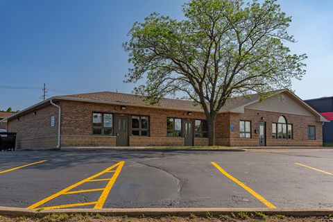 1041 Bonaventure Drive Elk Grove Village IL 60007