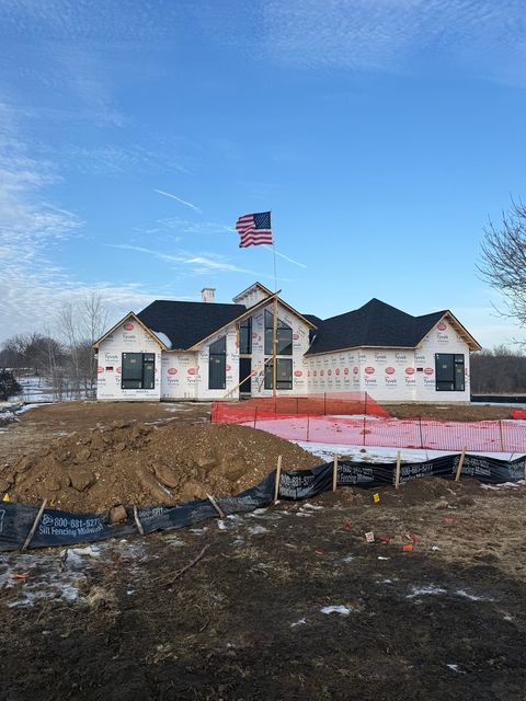 Photo of 4311 Red Tail Lane, Johnsburg, IL 60051 (MLS # 12565076)