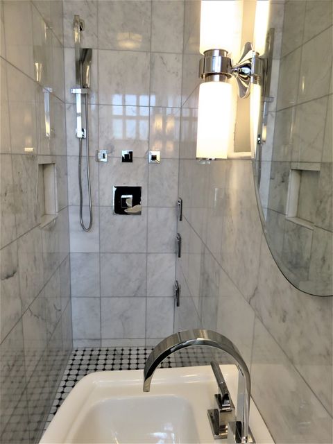 Tiny photo for 6334 N Sheridan Road #3E, Chicago, IL 60660 (MLS # 12400991)