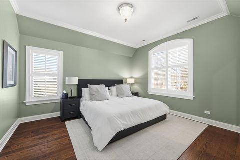 Tiny photo for Glenview, IL 60025 (MLS # 12572463)