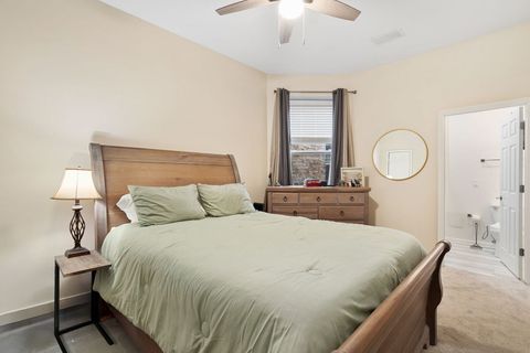 Tiny photo for 4337 S Prairie Avenue #3, Chicago, IL 60653 (MLS # 12560533)