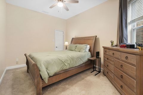 Tiny photo for 4337 S Prairie Avenue #3, Chicago, IL 60653 (MLS # 12560533)