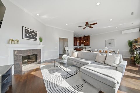 Tiny photo for 4821 N Damen Avenue #4, Chicago, IL 60625 (MLS # 12685601)