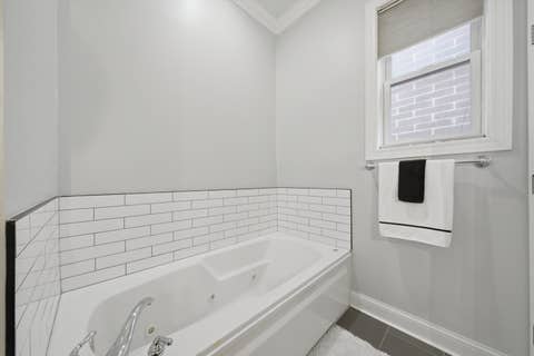 Tiny photo for 4821 N Damen Avenue #4, Chicago, IL 60625 (MLS # 12685601)