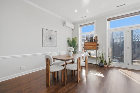 Tiny photo for 4821 N Damen Avenue #4, Chicago, IL 60625 (MLS # 12685601)