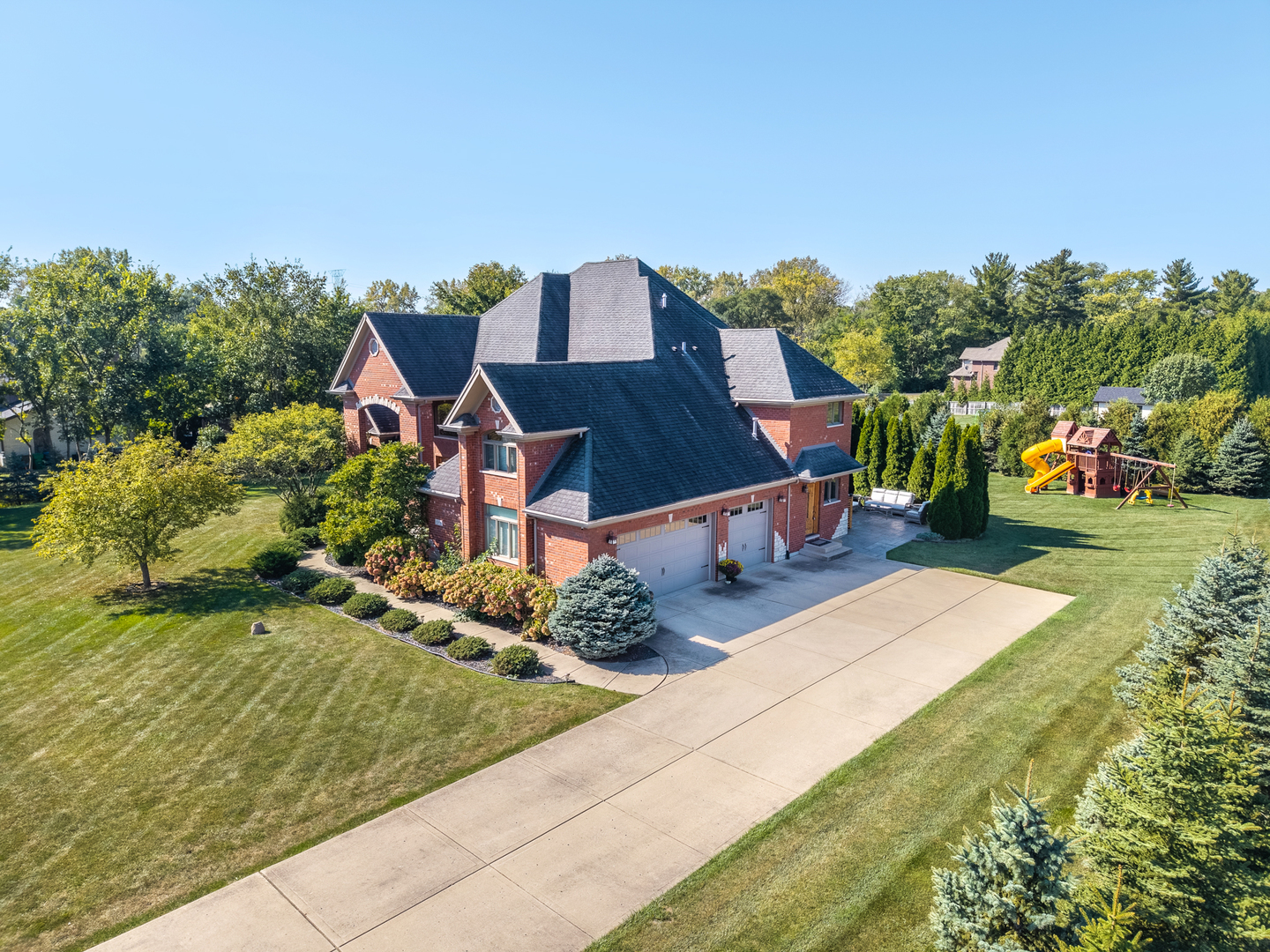 14344 Dixon Lane