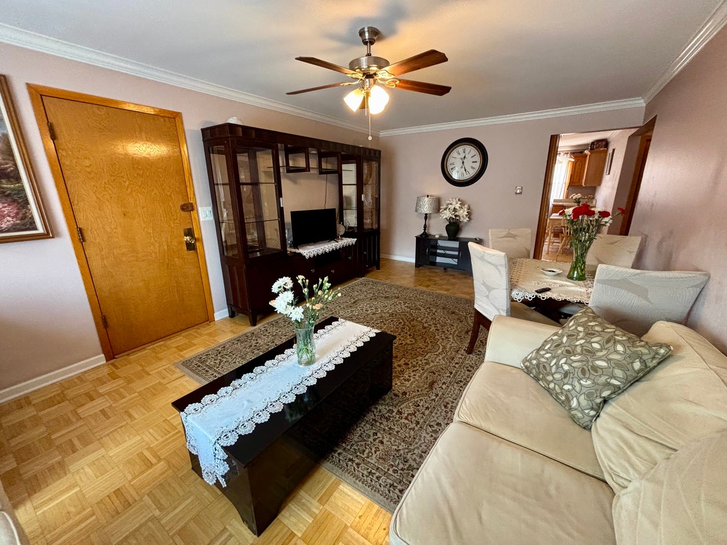 3143 N Nashville Avenue 3E
