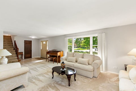 Tiny photo for 31 S Salem Drive, Schaumburg, IL 60193 (MLS # 12698539)