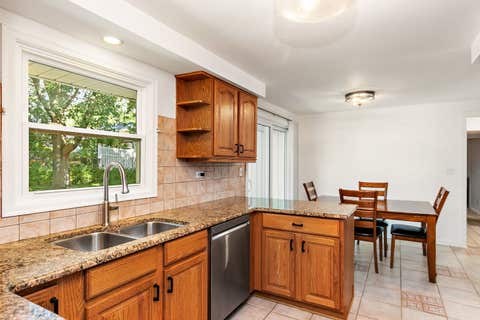 Tiny photo for 31 S Salem Drive, Schaumburg, IL 60193 (MLS # 12698539)