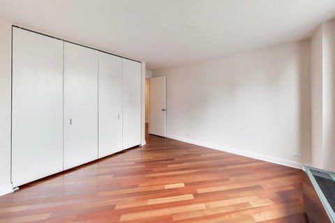 Tiny photo for 901 S PLYMOUTH Court #303, Chicago, IL 60605 (MLS # 12711581)