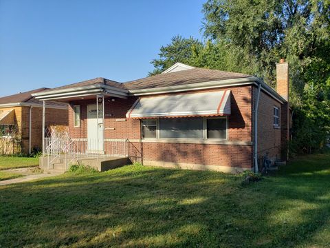 Tiny photo for 12806 S LAFLIN Street, Calumet Park, IL 60827 (MLS # 12479003)
