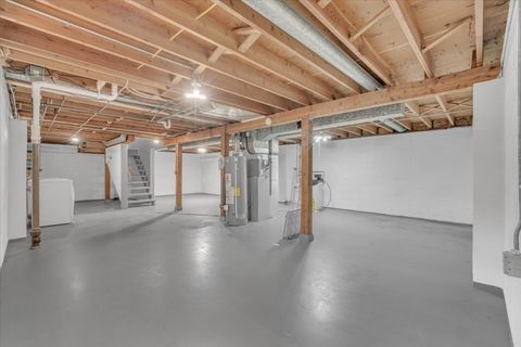 Tiny photo for 2707 Cypress Drive, Bettendorf, IA 52722 (MLS # 12618696)