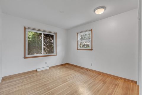 Tiny photo for 2707 Cypress Drive, Bettendorf, IA 52722 (MLS # 12618696)