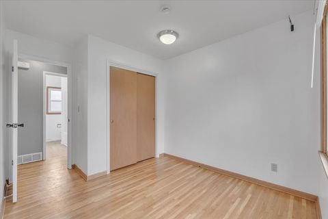 Tiny photo for 2707 Cypress Drive, Bettendorf, IA 52722 (MLS # 12618696)