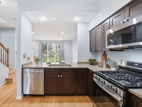 Tiny photo for 359 Glen Leven Court, Schaumburg, IL 60194 (MLS # 12596182)