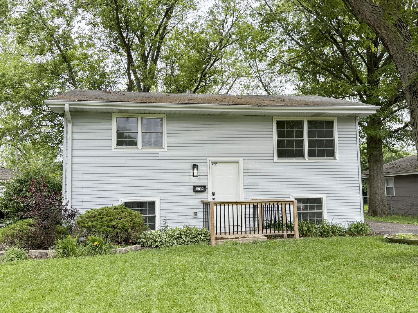 3704 Linden Road