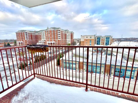 Tiny photo for 141 N La Grange Road #504, La Grange, IL 60525 (MLS # 12537551)