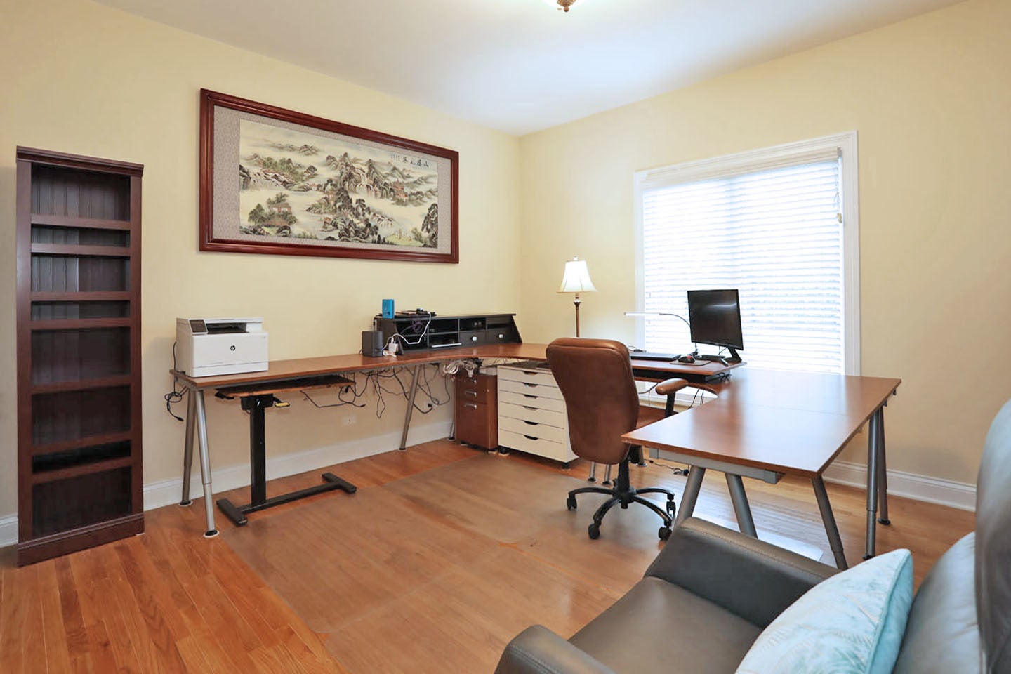 Roselle, Illinois, 60172, United States, 5 Bedrooms Bedrooms, ,5 BathroomsBathrooms,Residential,Contingent,2051950