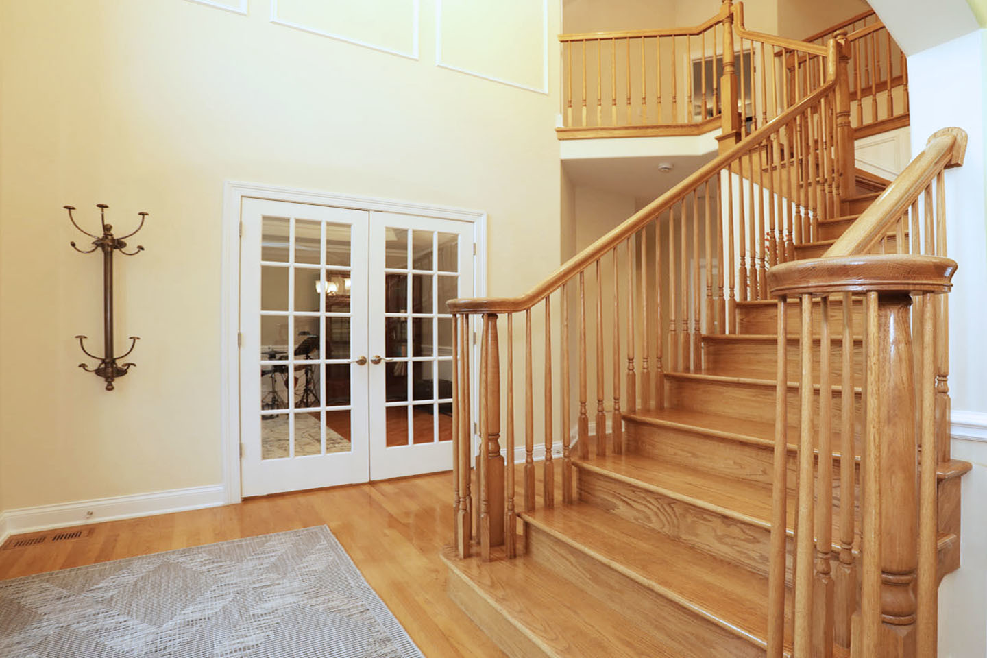 Roselle, Illinois, 60172, United States, 5 Bedrooms Bedrooms, ,5 BathroomsBathrooms,Residential,Contingent,2051950