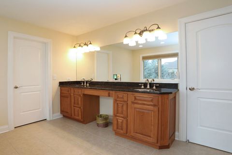 Tiny photo for 310 Jennifer Lane, Roselle, IL 60172 (MLS # 12626764)