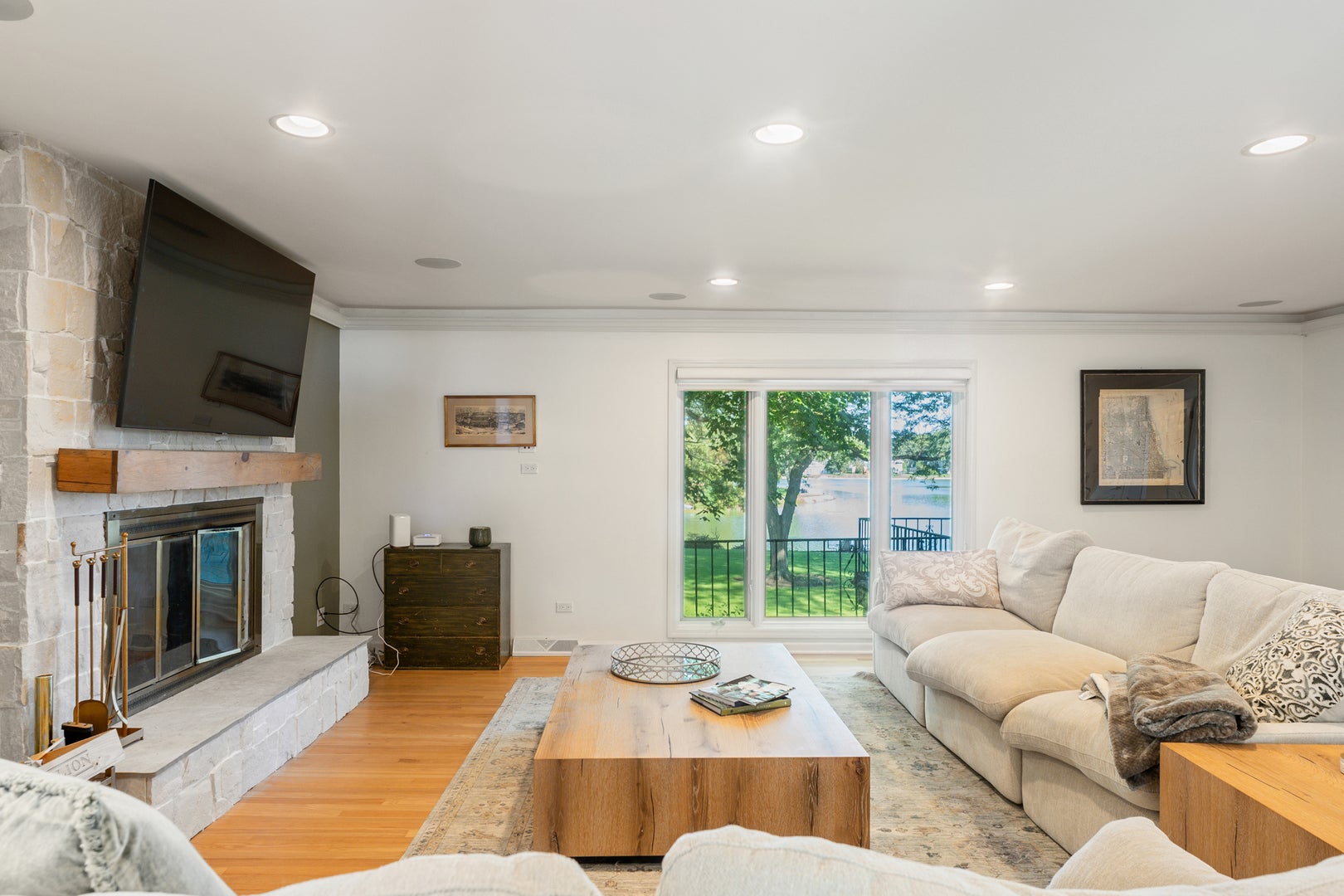 1380 Lake Shore Drive