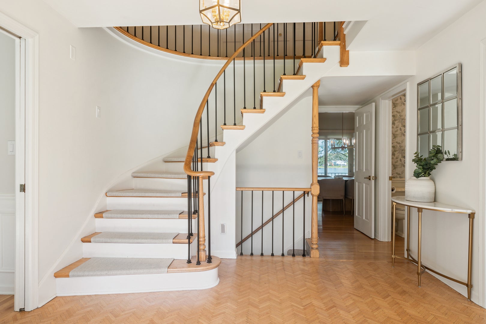 1380 Lake Shore Drive